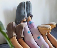 højeste kvalitet, praktiske hjemmesko til Voksne og børn